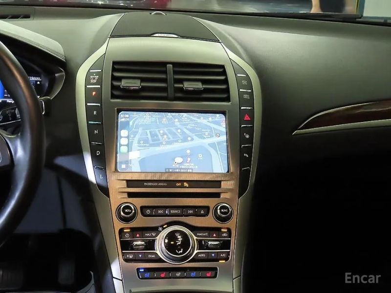 Lincoln MKZ