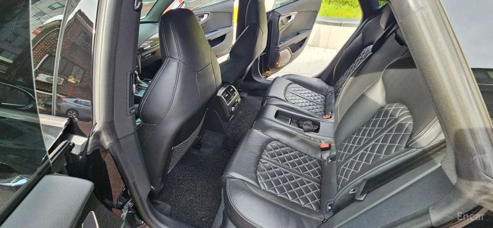 Audi S7