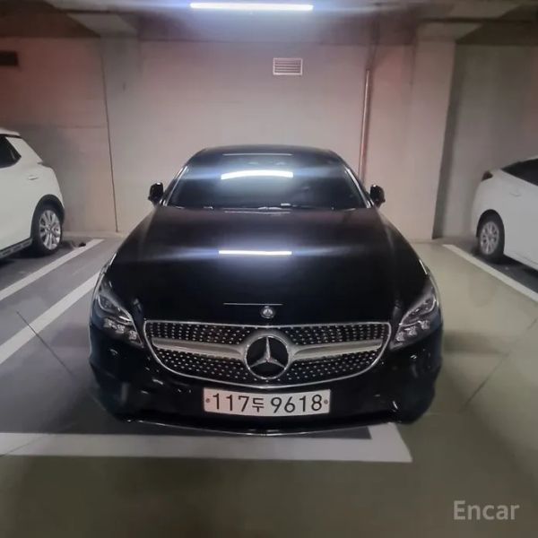 Mercedes-Benz CLS-Class