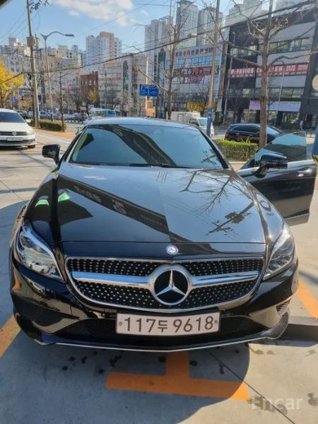Mercedes-Benz CLS-Class