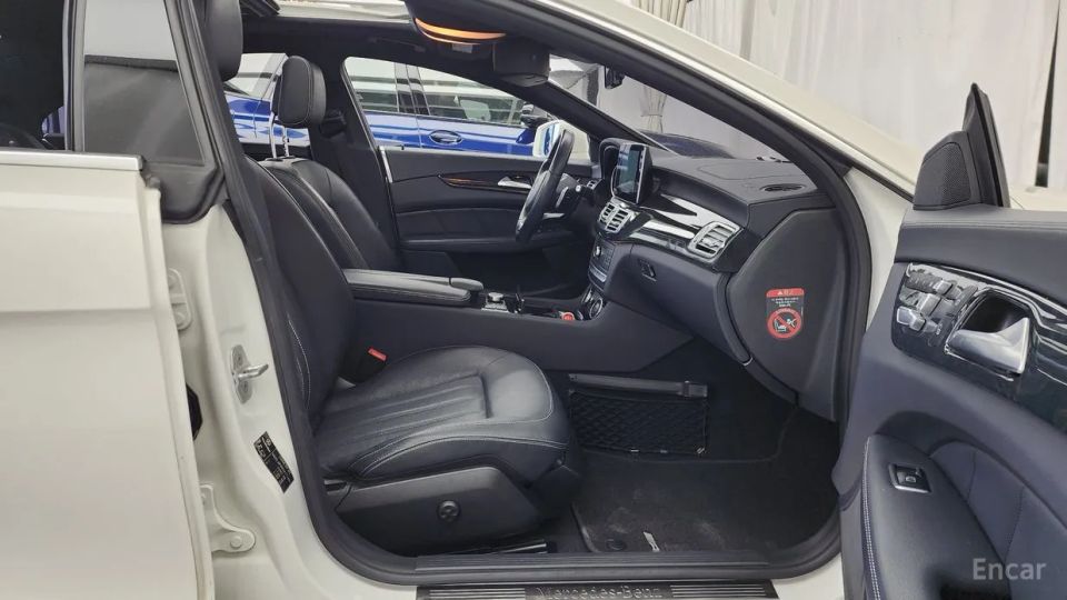 Mercedes-Benz CLS-Class