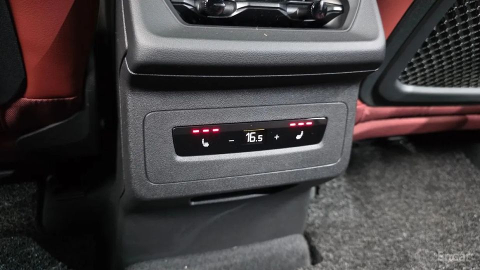 Audi SQ6 e-tron