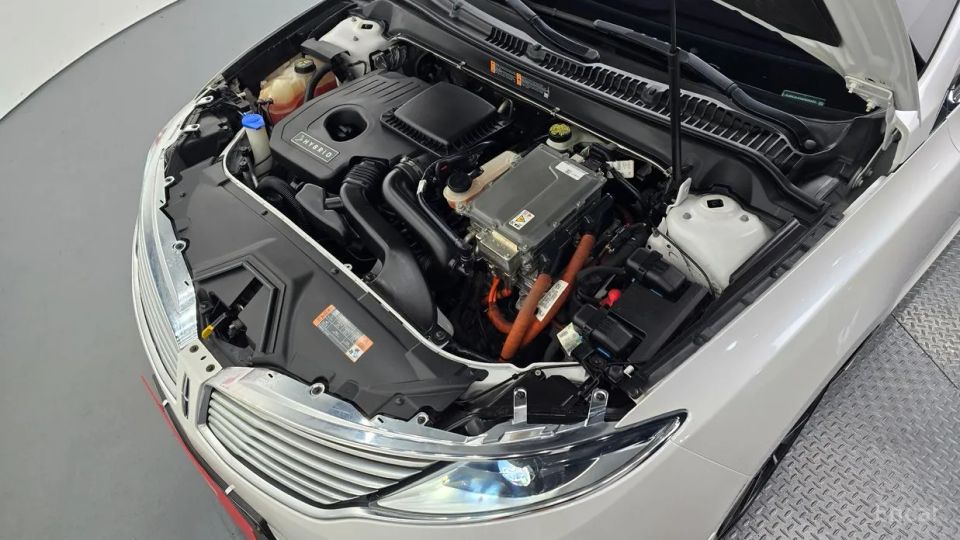 Lincoln MKZ