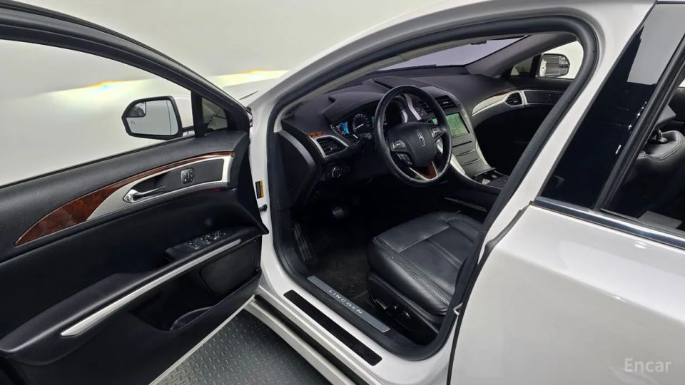 Lincoln MKZ
