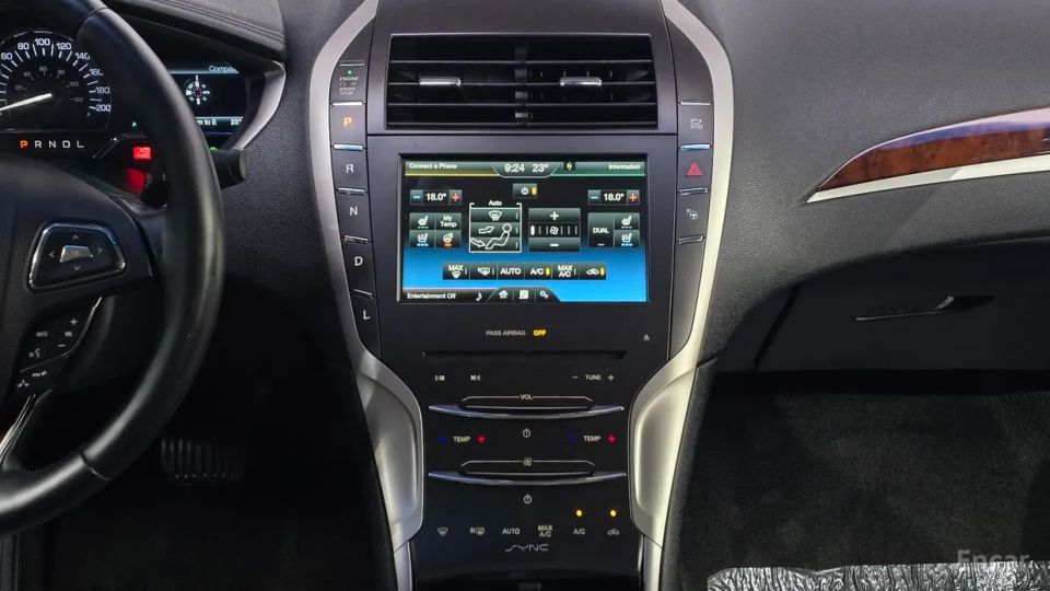 Lincoln MKZ