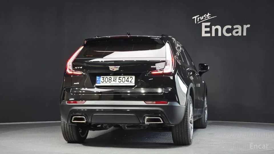 Cadillac XT4