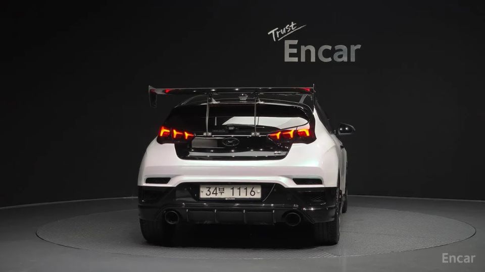 Hyundai Veloster