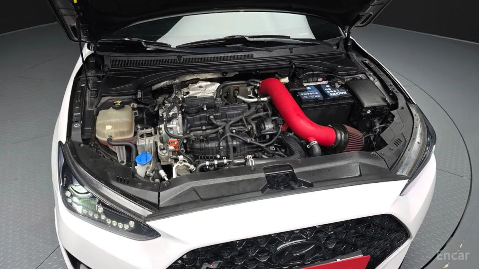 Hyundai Veloster