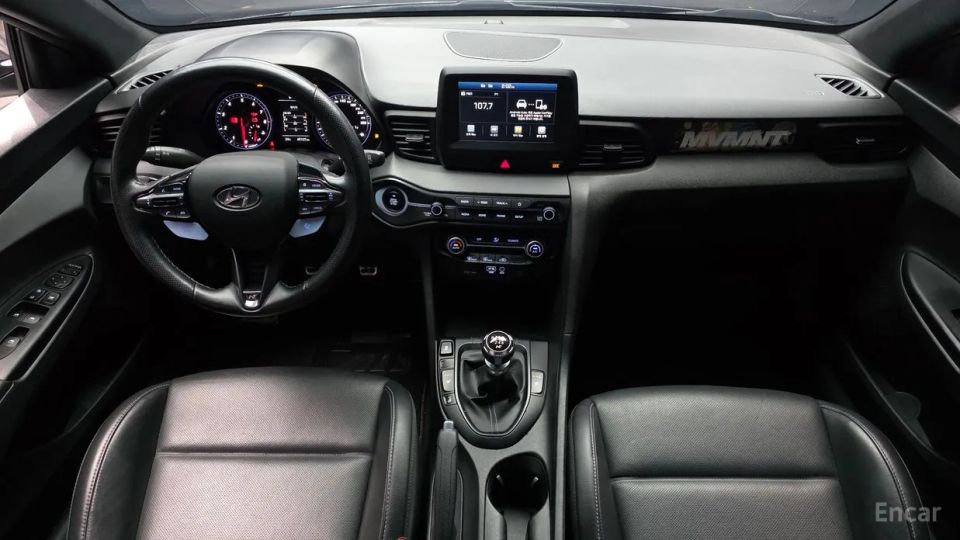 Hyundai Veloster