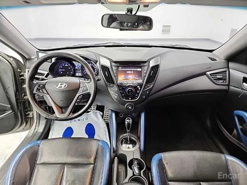 Hyundai Veloster