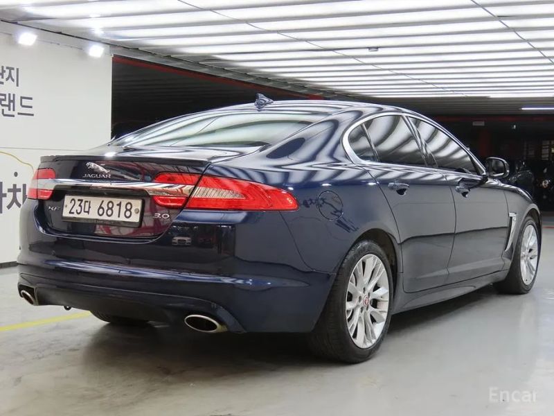 Jaguar xf