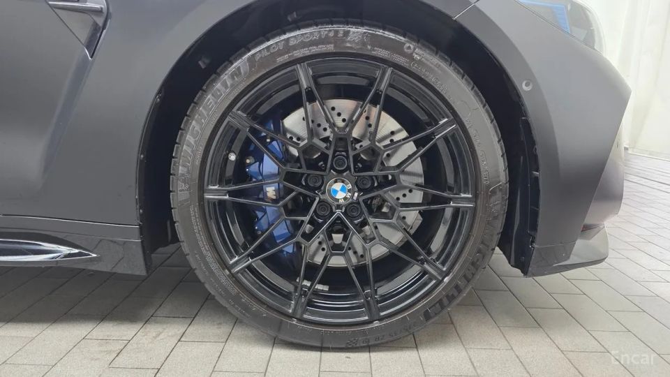 BMW M4