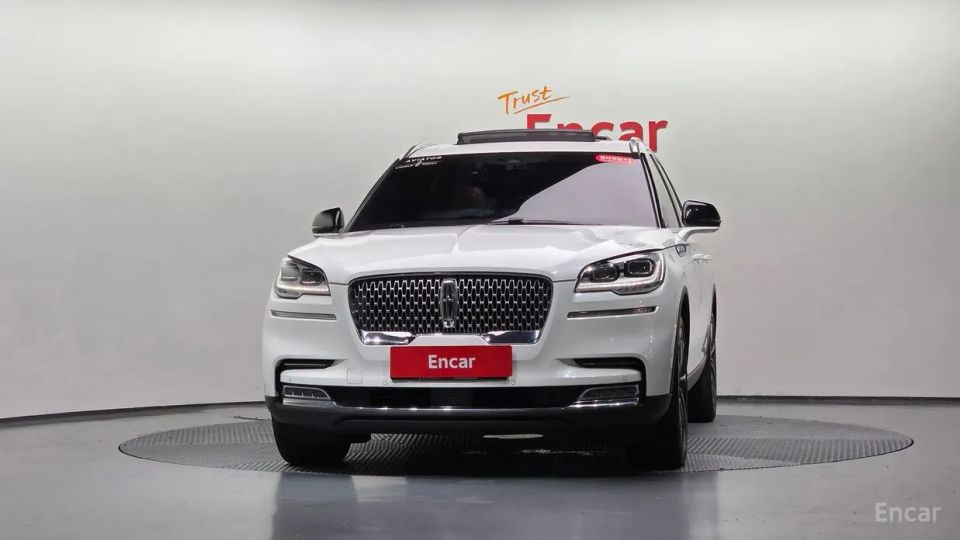 Lincoln Aviator