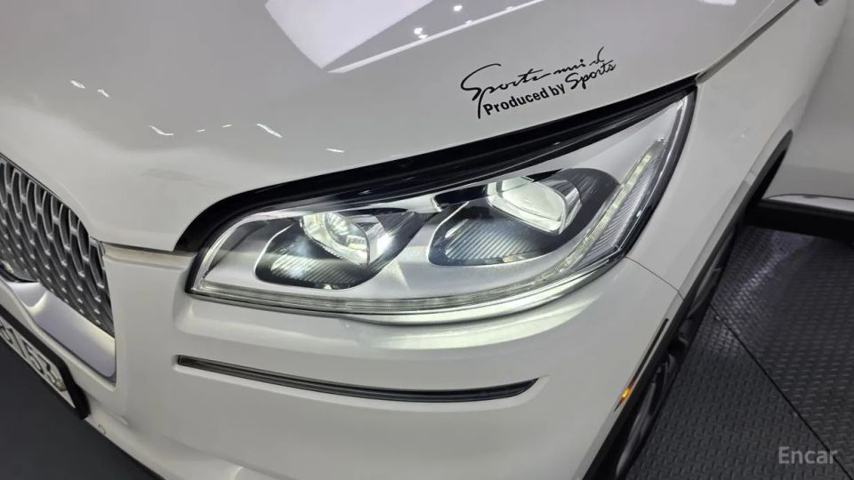 Lincoln Aviator