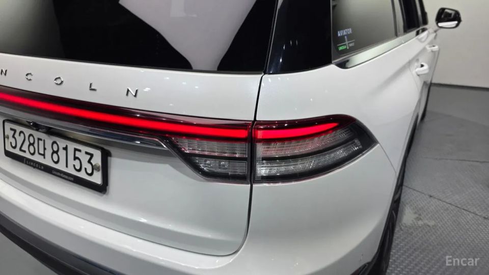 Lincoln Aviator