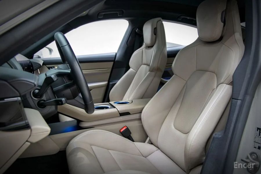 Porsche Taycan