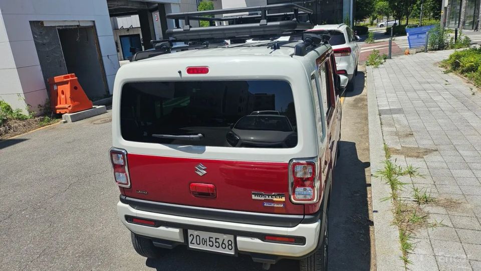 Suzuki HUSTLER