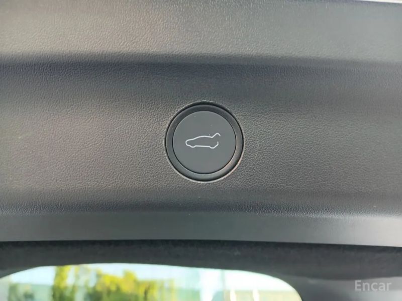 Tesla model-y