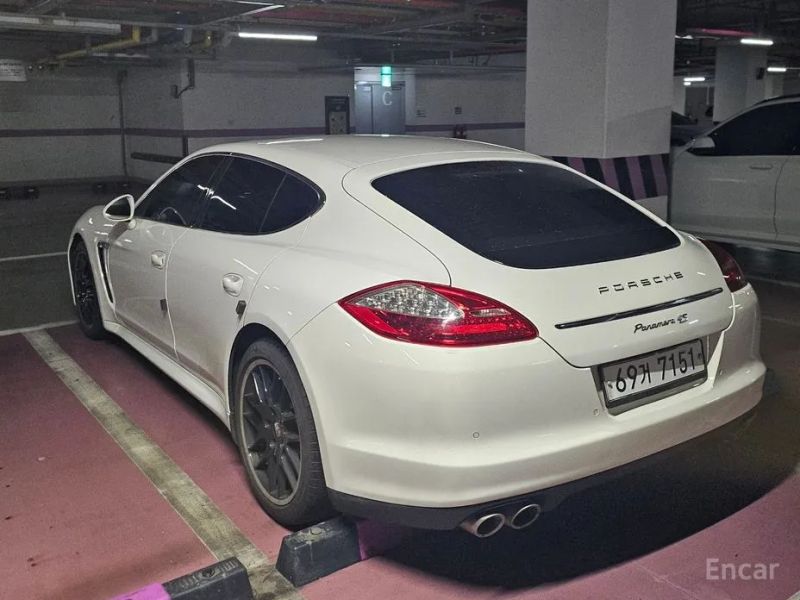 Porsche Panamera