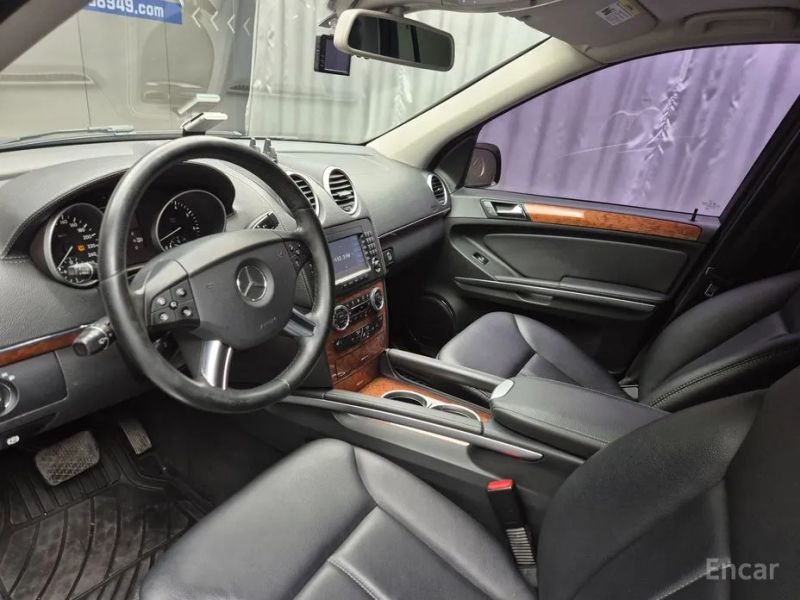 Mercedes-Benz GL-Class