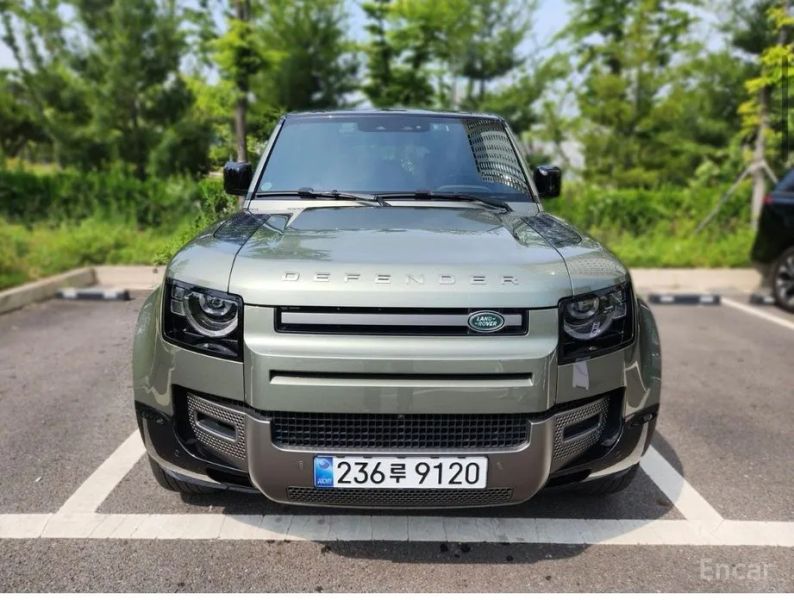 Land Rover Defender