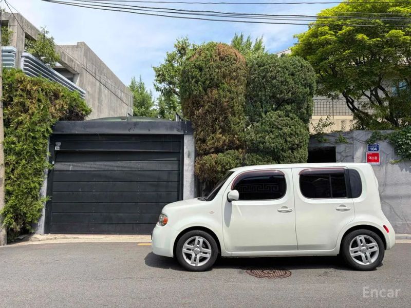Nissan Cube
