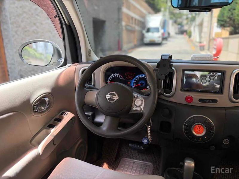 Nissan Cube