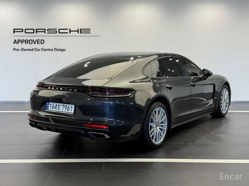 Porsche Panamera
