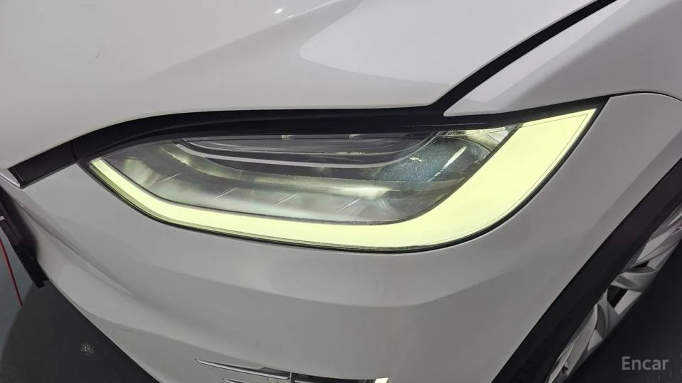 Tesla model-x