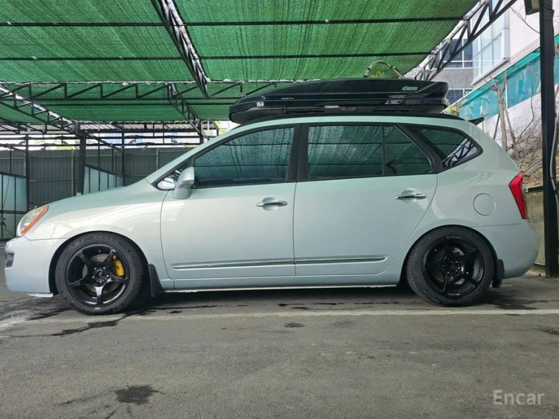 Kia Carens
