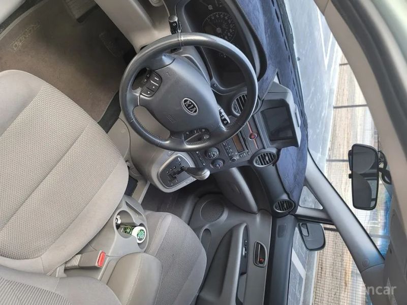 Kia Carens