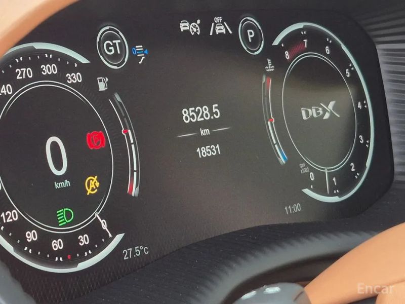 Astonmartin DBX