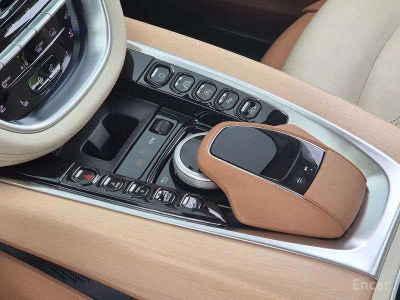 Astonmartin DBX