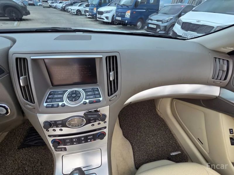 Infiniti G