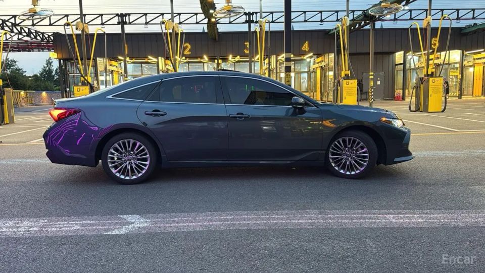 Toyota Avalon