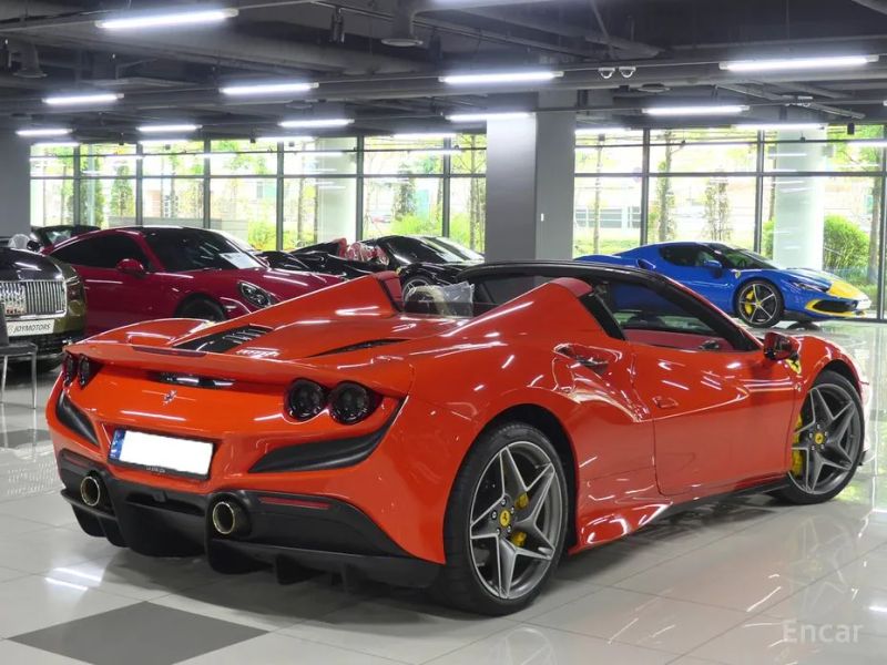 Ferrari F8