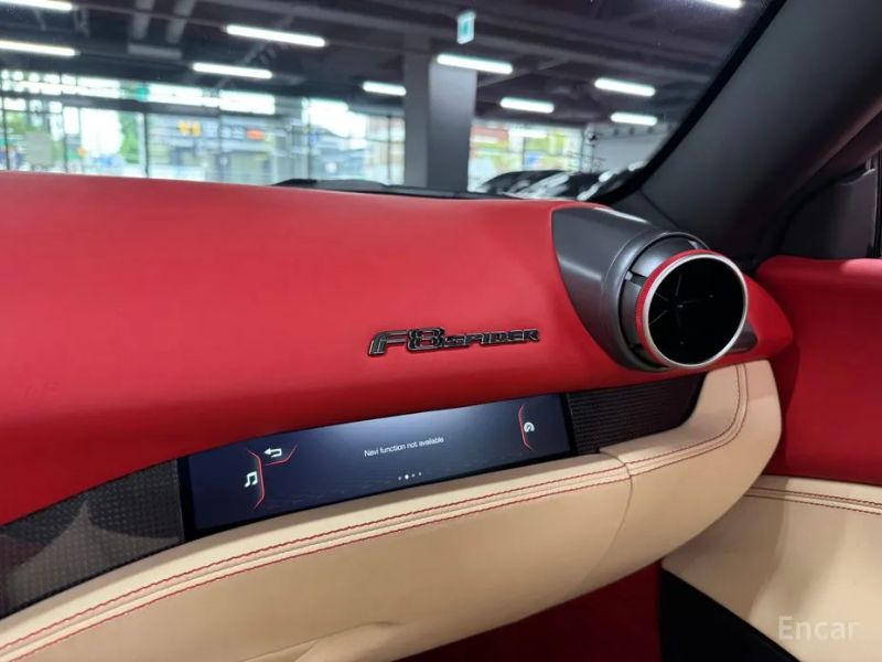 Ferrari F8