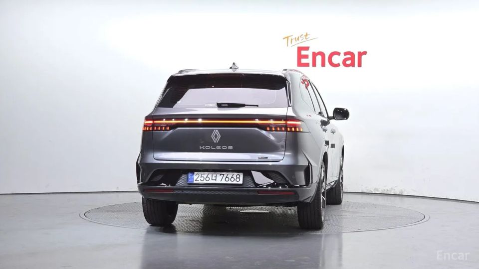 Renault-KoreaSamsung Grand Koleos