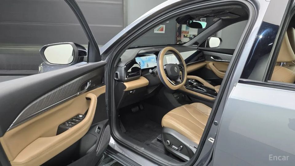 Renault-KoreaSamsung Grand Koleos