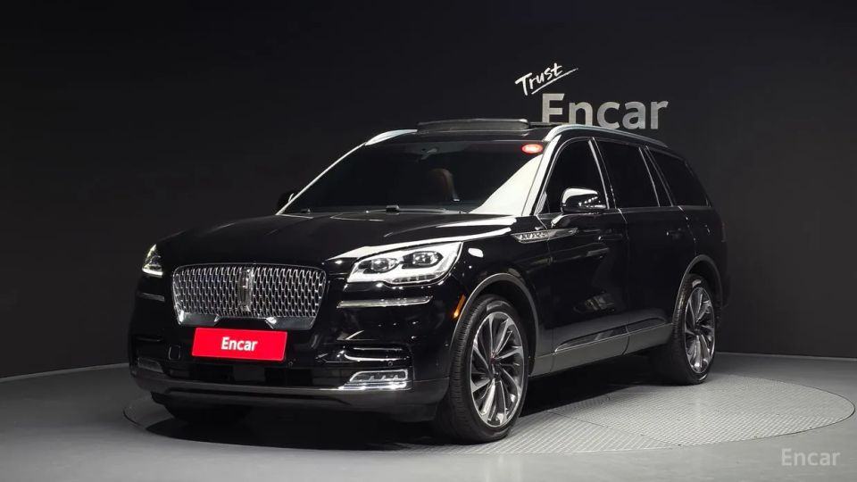 Lincoln Aviator