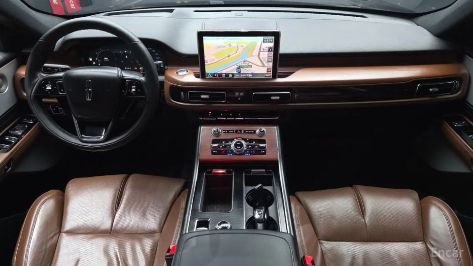 Lincoln Aviator
