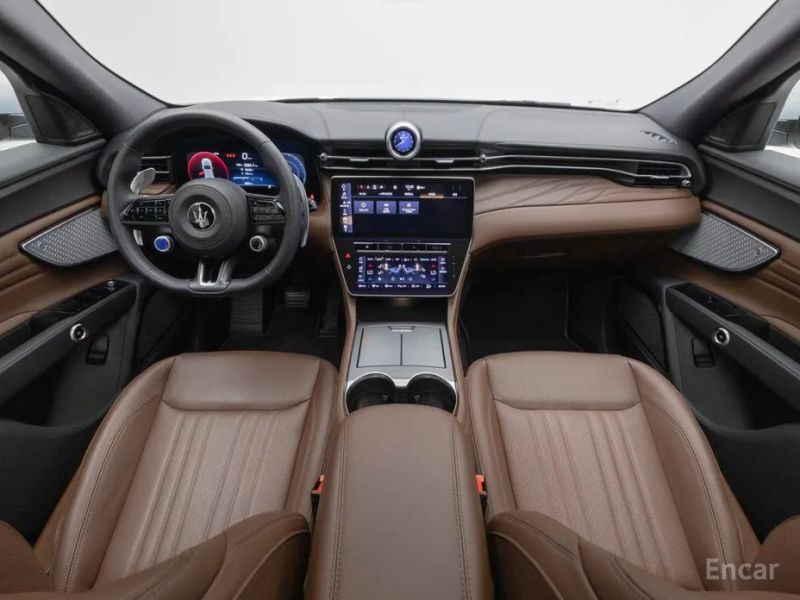 Maserati Grecale