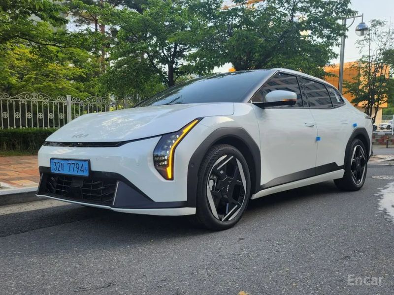 Kia EV4
