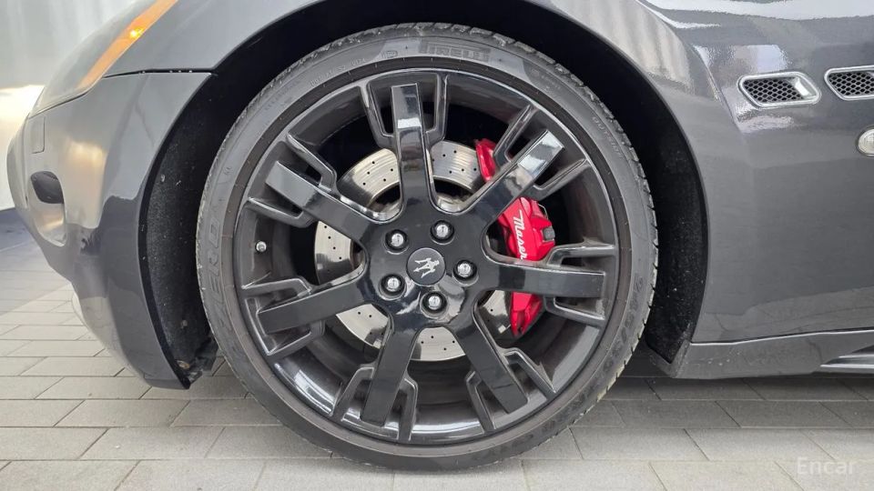 Maserati granturismo