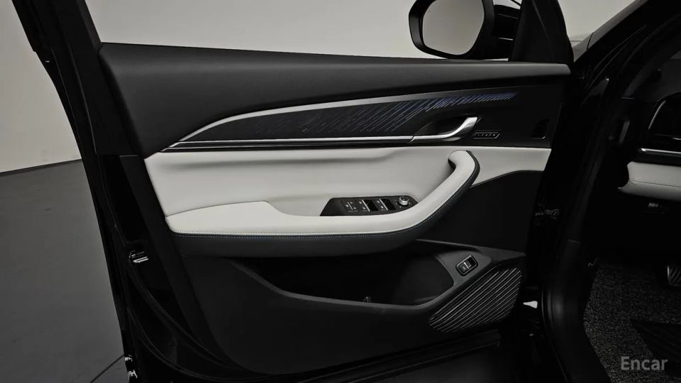 Renault-KoreaSamsung Grand Koleos