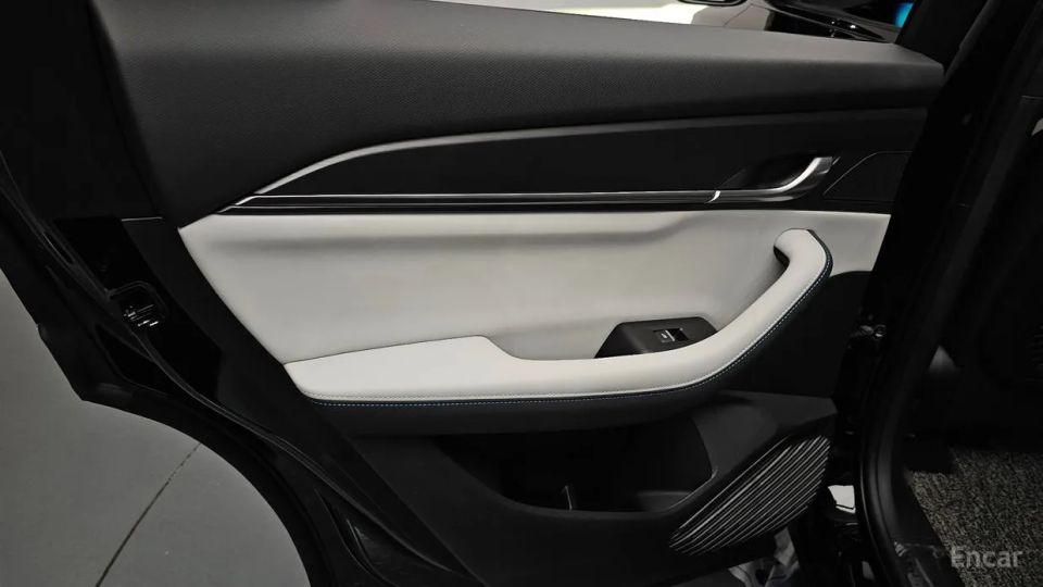 Renault-KoreaSamsung Grand Koleos