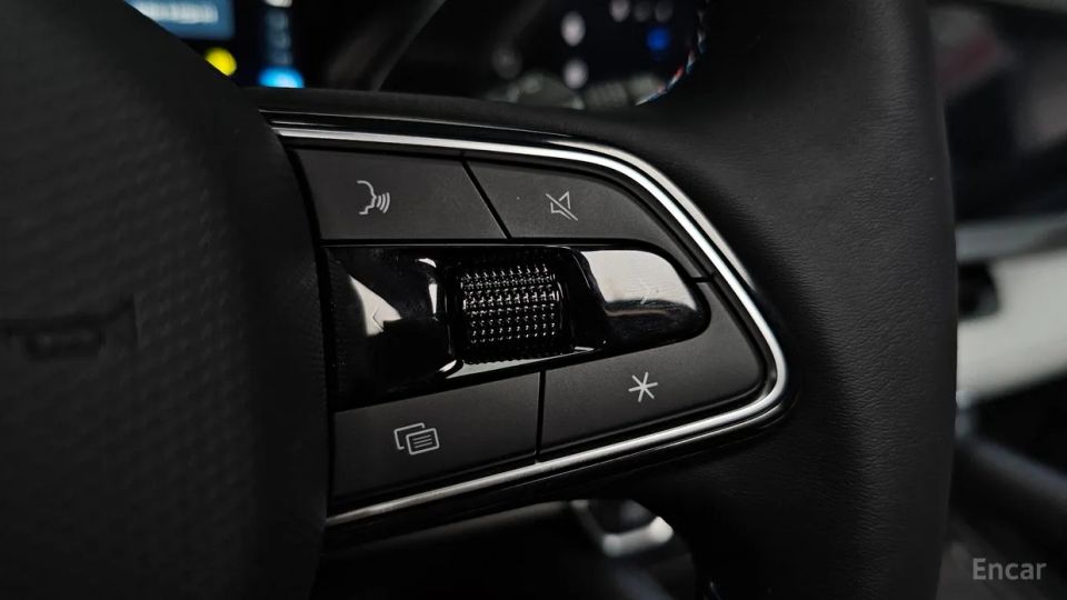 Renault-KoreaSamsung Grand Koleos