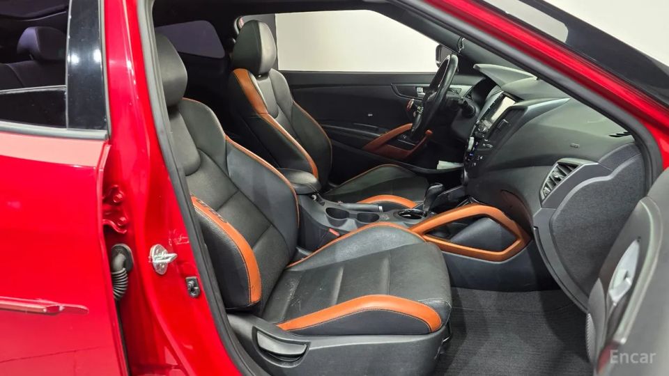 Hyundai Veloster