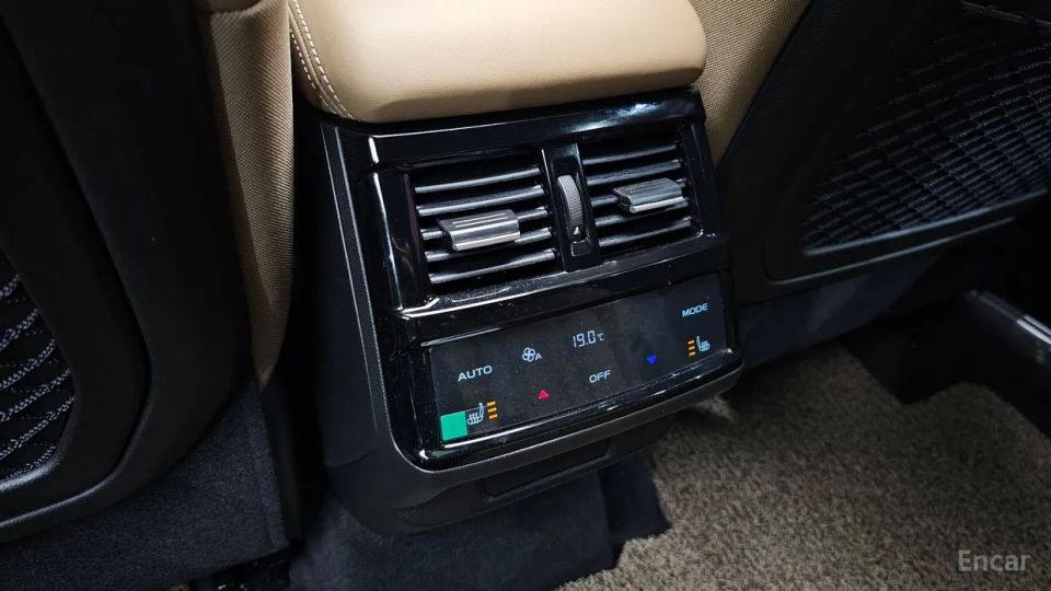 Renault-KoreaSamsung Grand Koleos