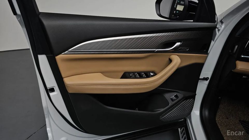 Renault-KoreaSamsung Grand Koleos